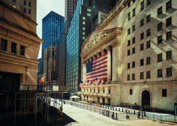 S&P 500 vs. Nasdaq: Today Hit Record Highs